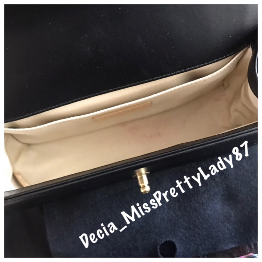 CHANEL Black and Gold Crossbody Bag - Picture 5 of 8